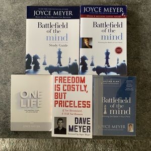 Joyce Meyer “BattlefieldoftheMind” Teachings (DVD,CDs, Book,Study Guide) Extras